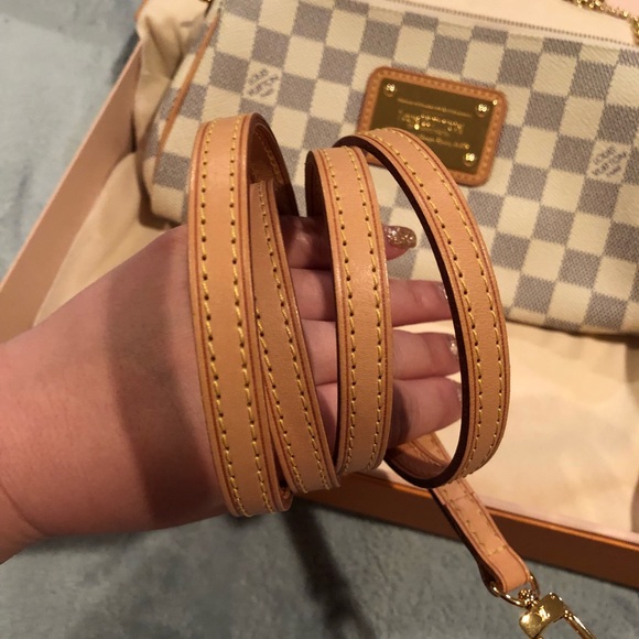 ❌SOLD❌ ✨Louis Vuitton Eva Damier Azur Ivorie Grey✨ - Picture 7 of 8